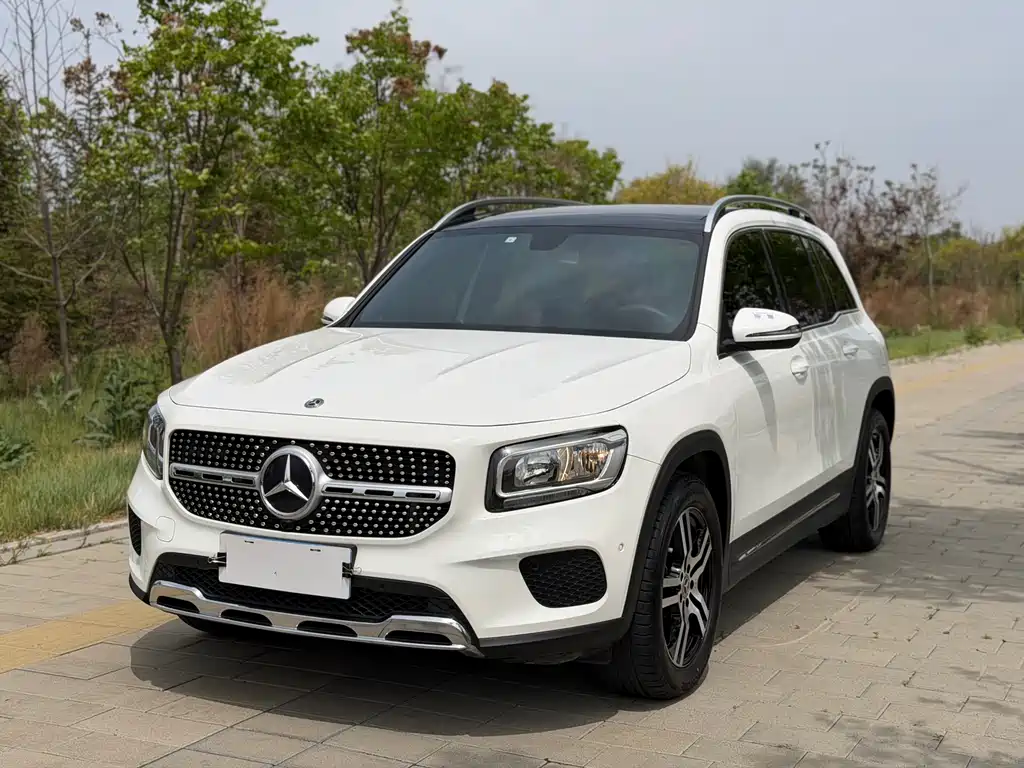 Купить Mercedes-Benz GLB