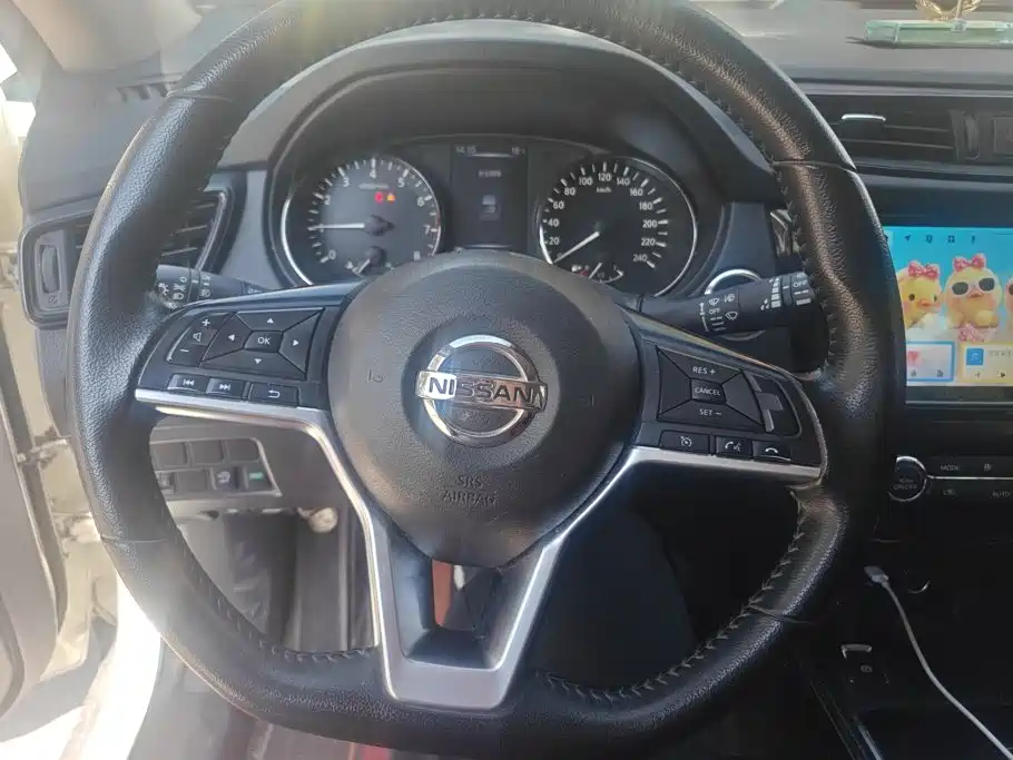 Nissan X-Trail — миниатюра 15