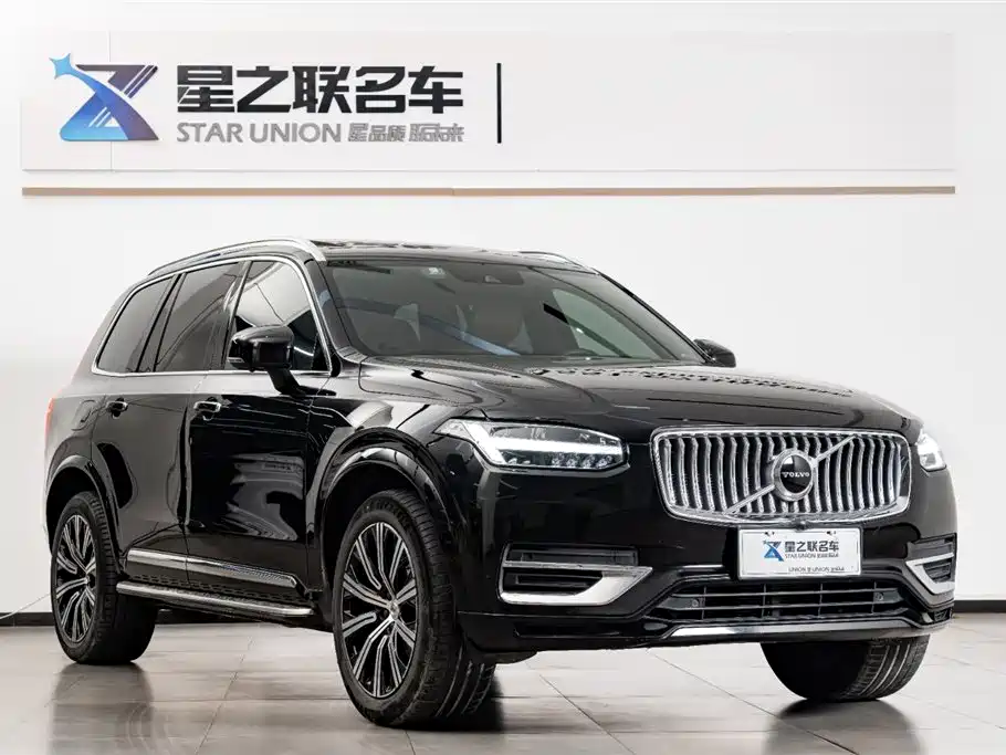Volvo XC90 2022 B6 Luxury 7 мест