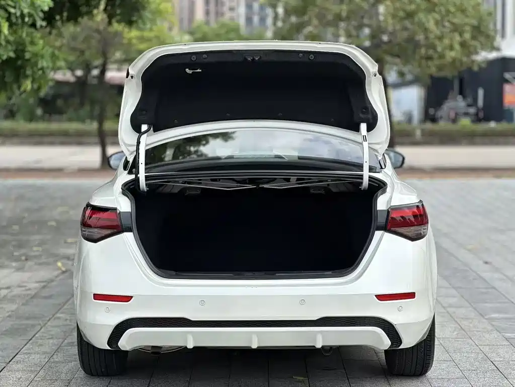 Nissan Sylphy — миниатюра 15
