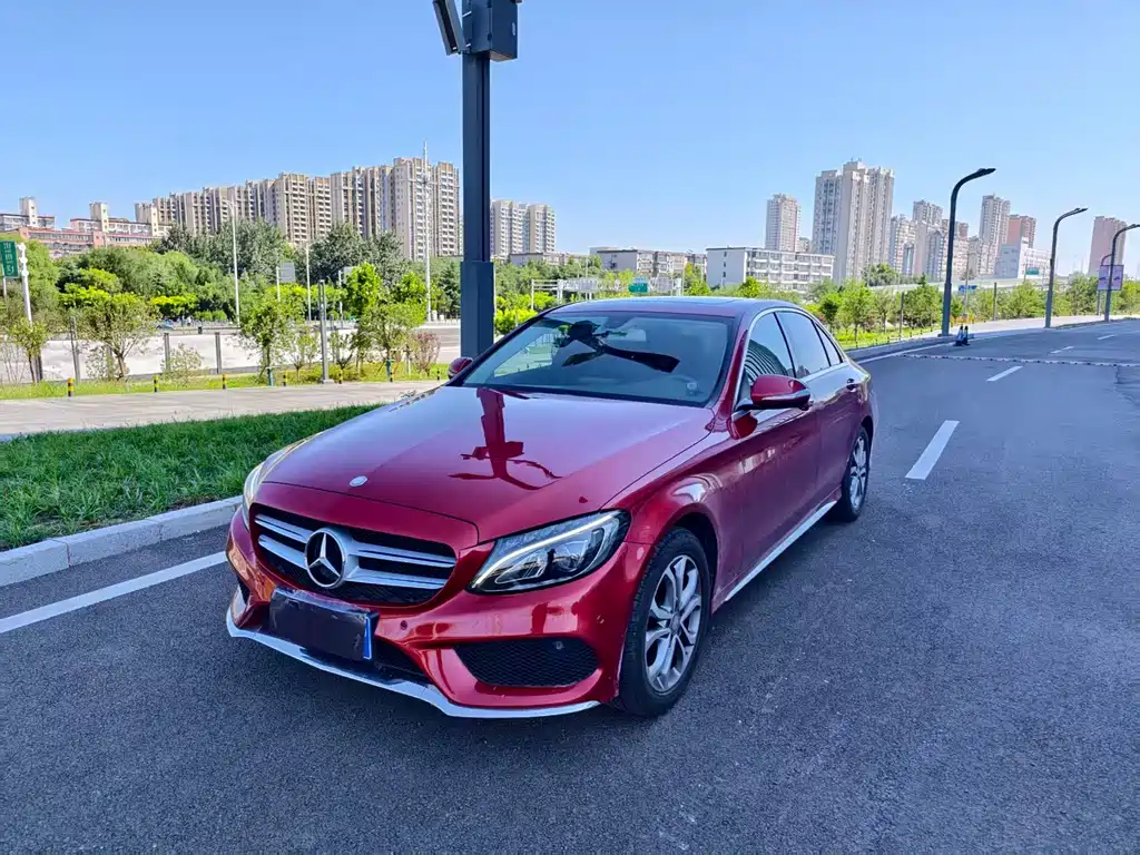 Mercedes-Benz C-Class — миниатюра 8