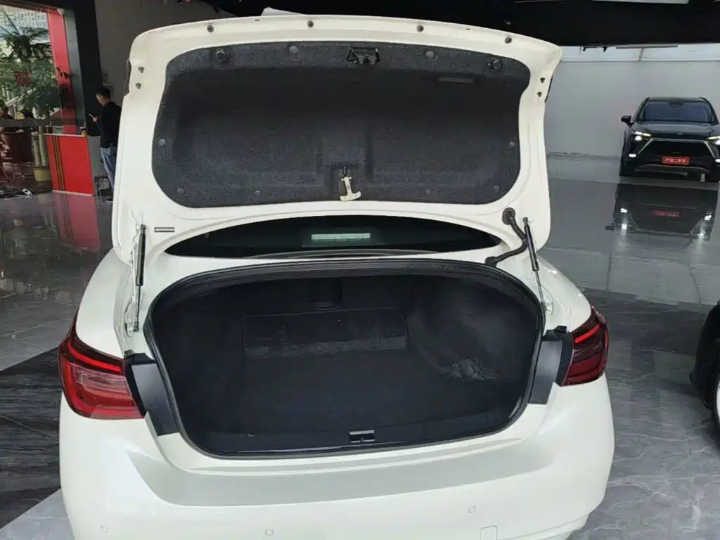 Infiniti Q50L — миниатюра 19