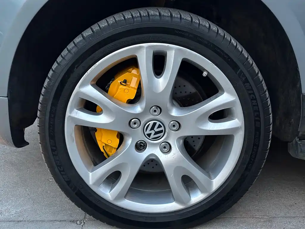 Volkswagen Touareg — миниатюра 24