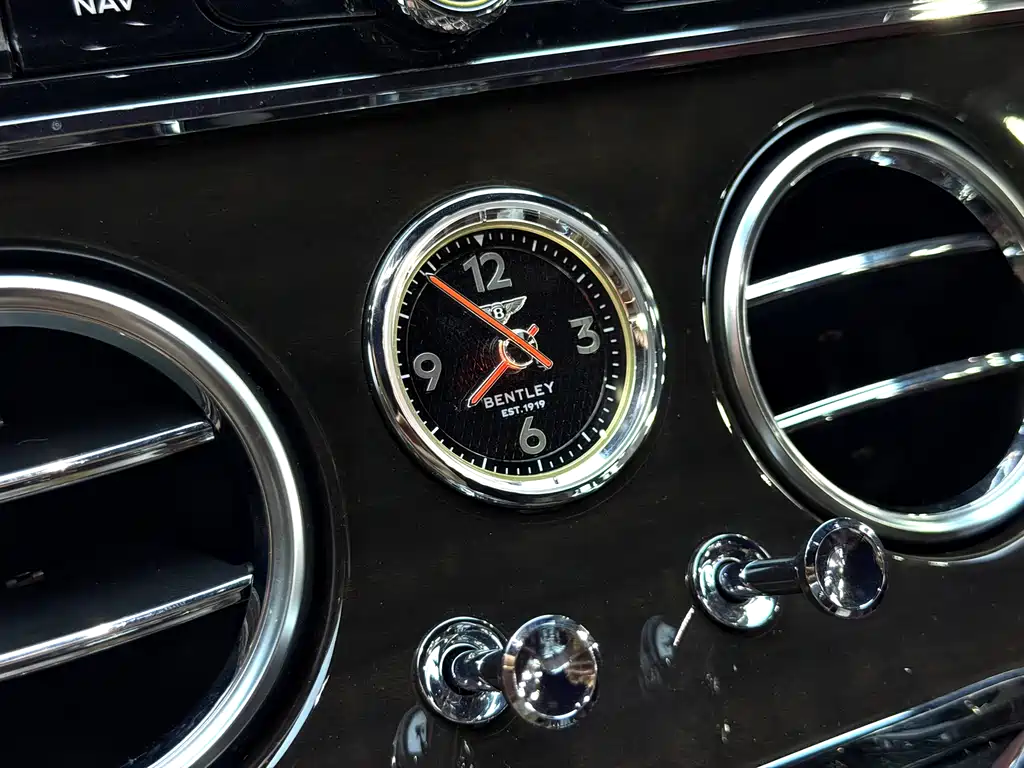 Bentley — фотографии объявления, Фото 27