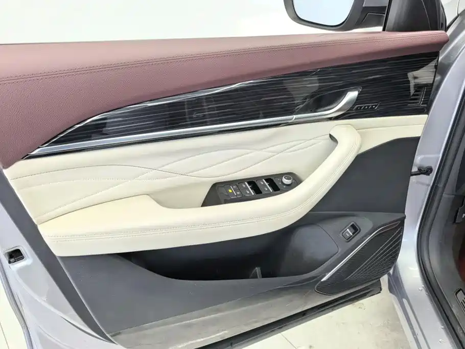 Geely Xingyue L — миниатюра 7