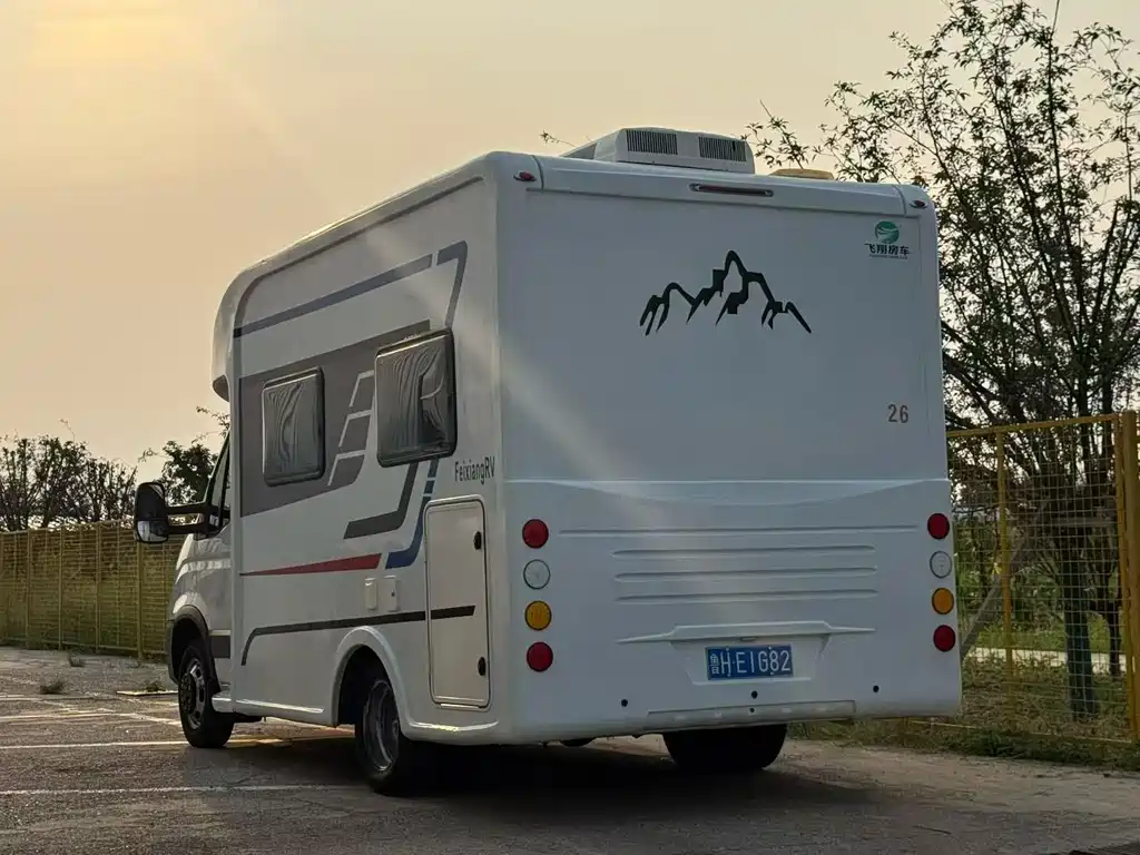 IVECO Ousheng — миниатюра 4