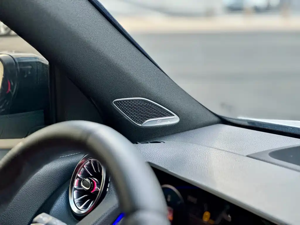 MERCEDES-BENZ GLB AMG