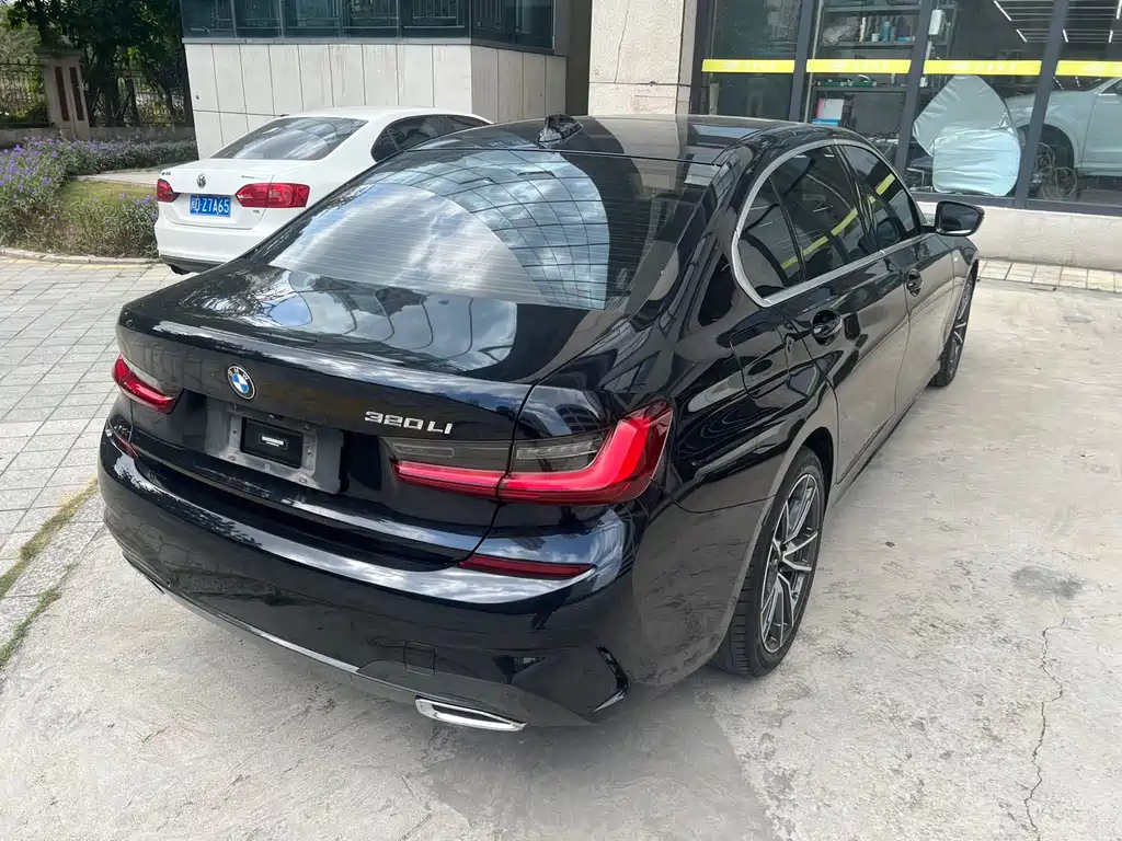 BMW 3 Series — миниатюра 9