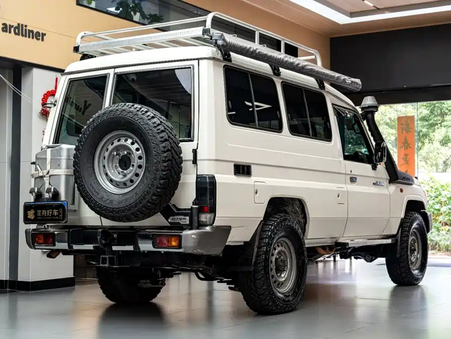 Toyota Land Cruiser — миниатюра 4