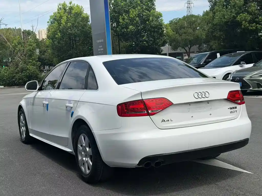 Audi A4L — миниатюра 6