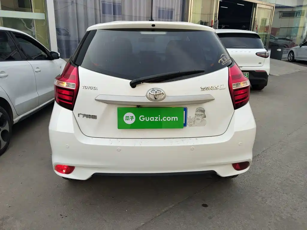 Toyota Yaris L — миниатюра 6