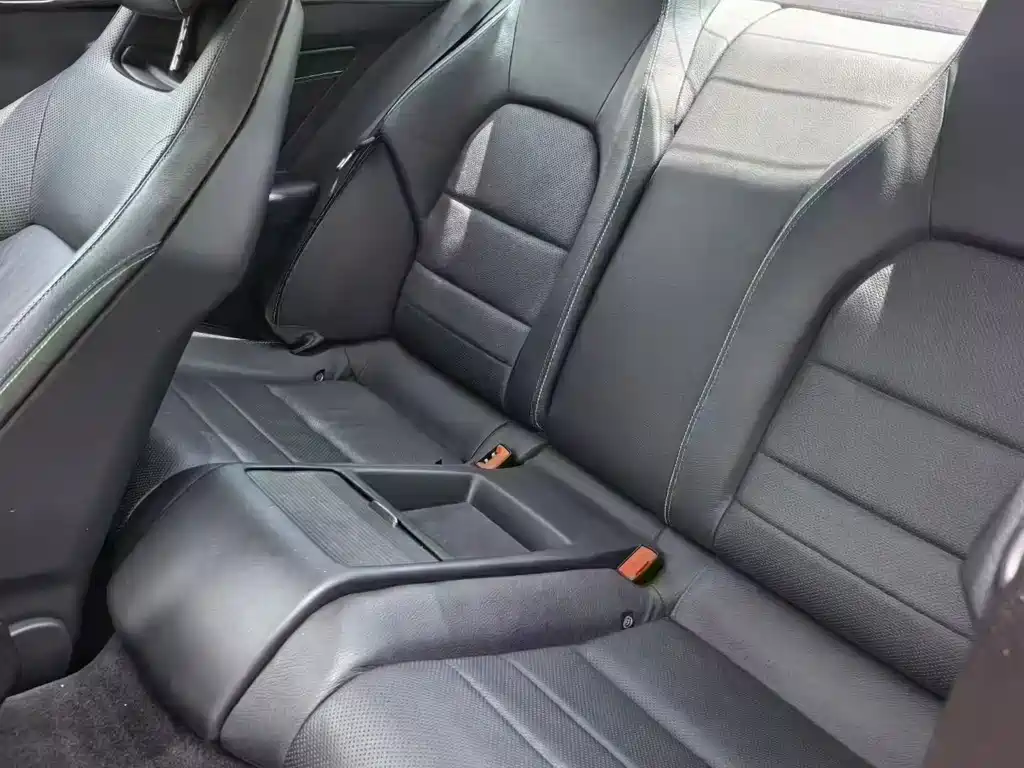 Mercedes-Benz E-Class (Import) — миниатюра 5