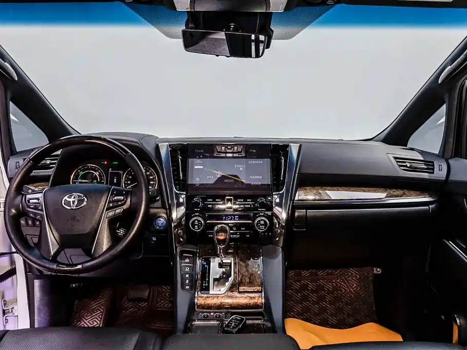 Toyota Alphard — фотографии объявления, Фото 15