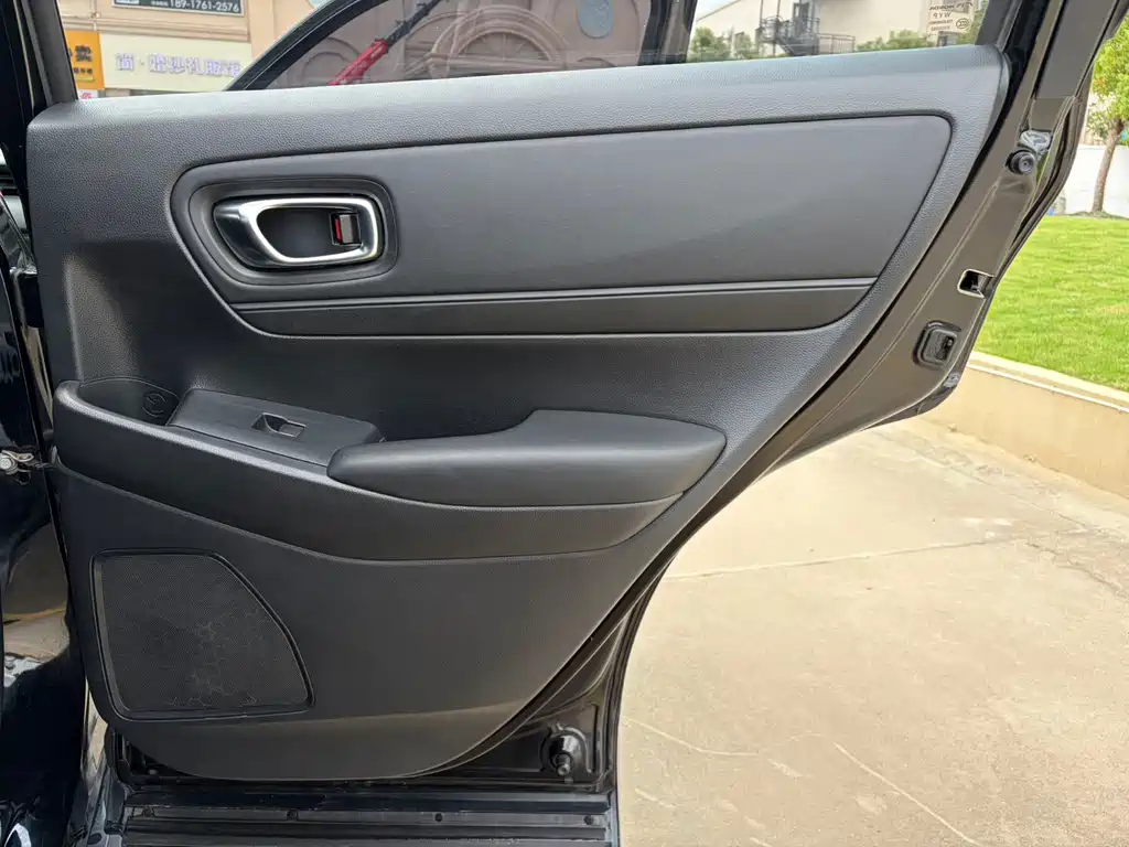 Honda Vezel — миниатюра 18