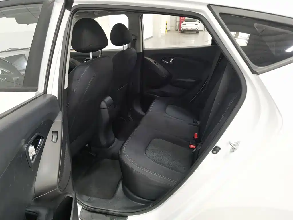 Hyundai ix35 — миниатюра 15