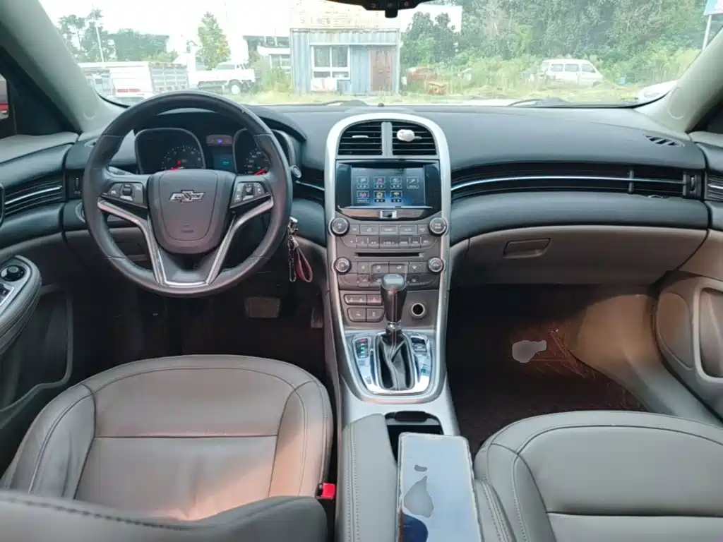 Chevrolet Malibu — миниатюра 10