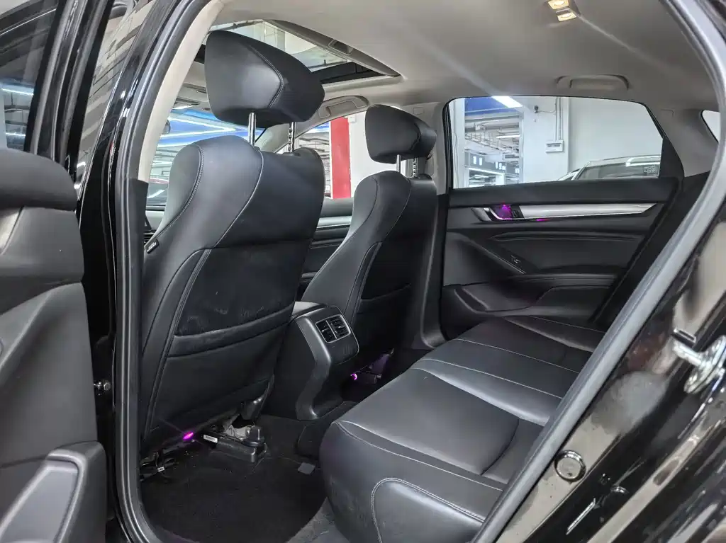 Honda Accord — миниатюра 5
