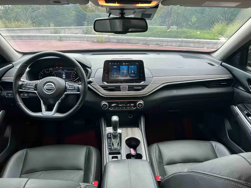 Nissan Teana — миниатюра 9