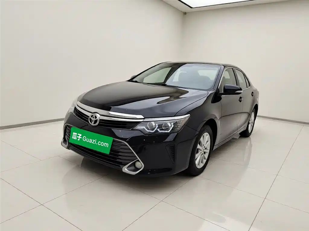 Купить Toyota Camry