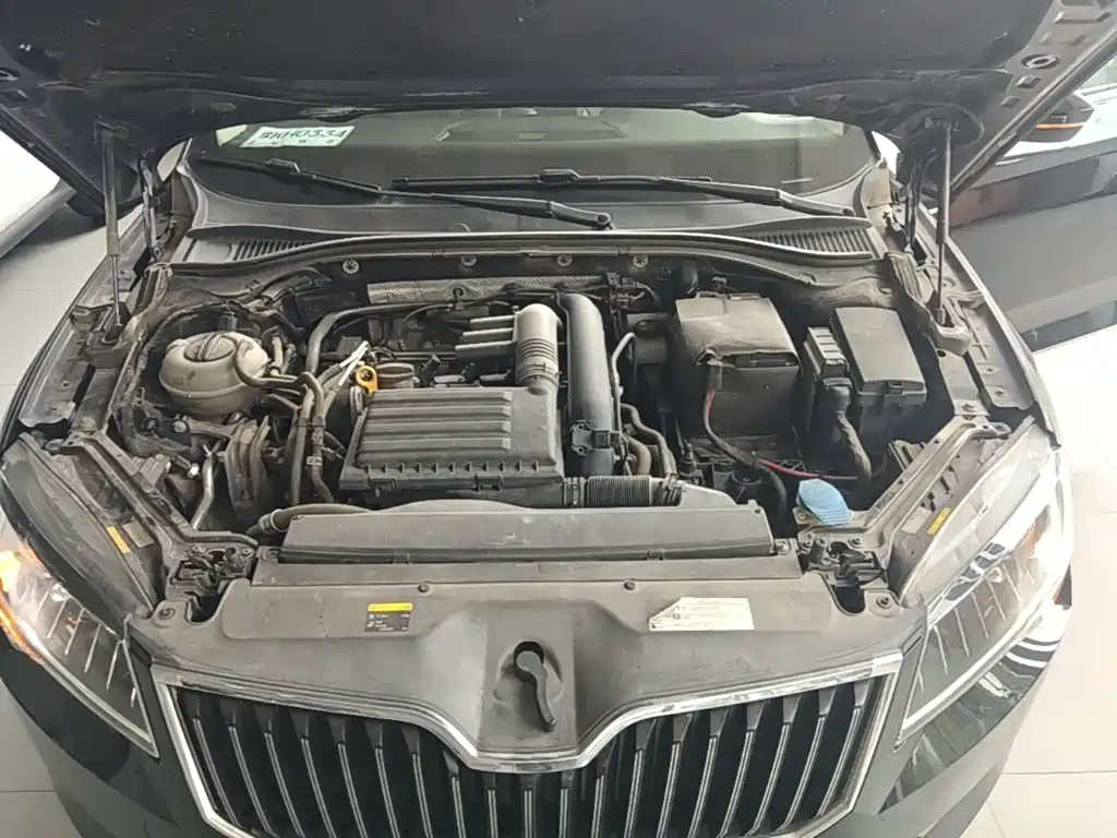 Skoda Superb — миниатюра 20