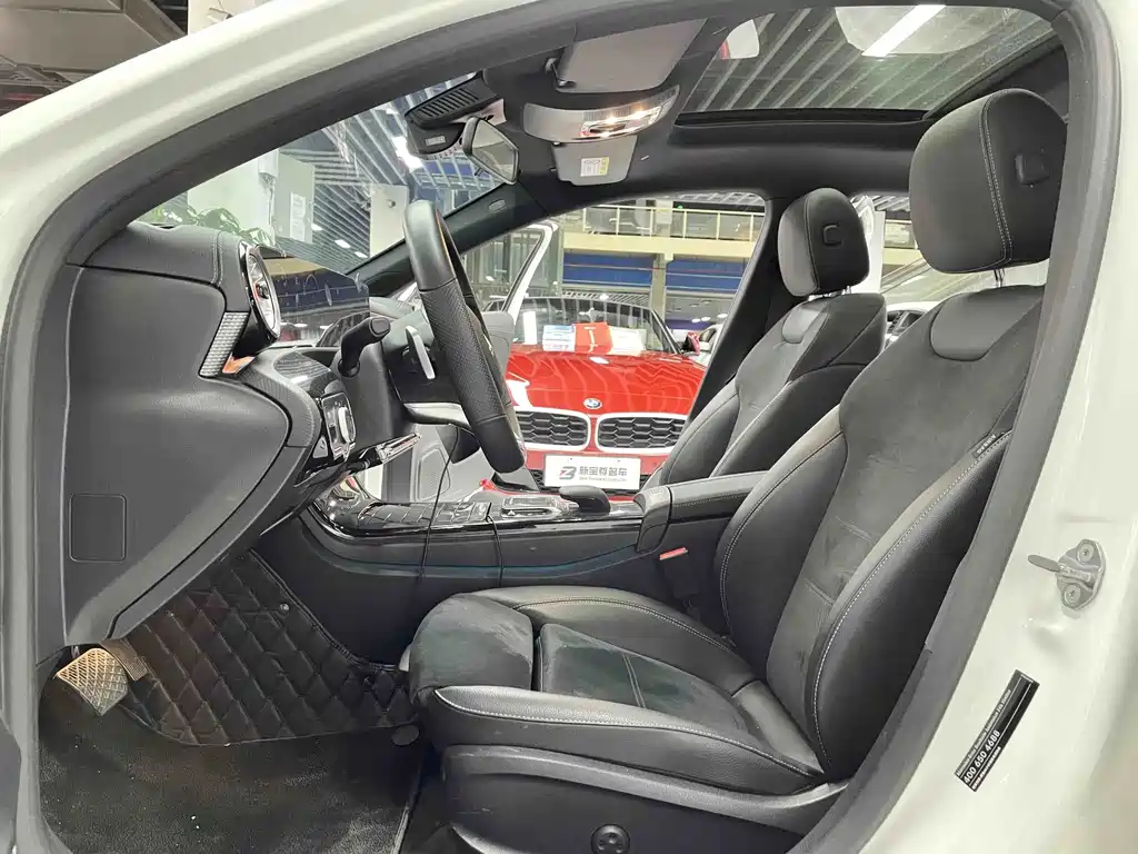 Mercedes-Benz A-Class — миниатюра 8