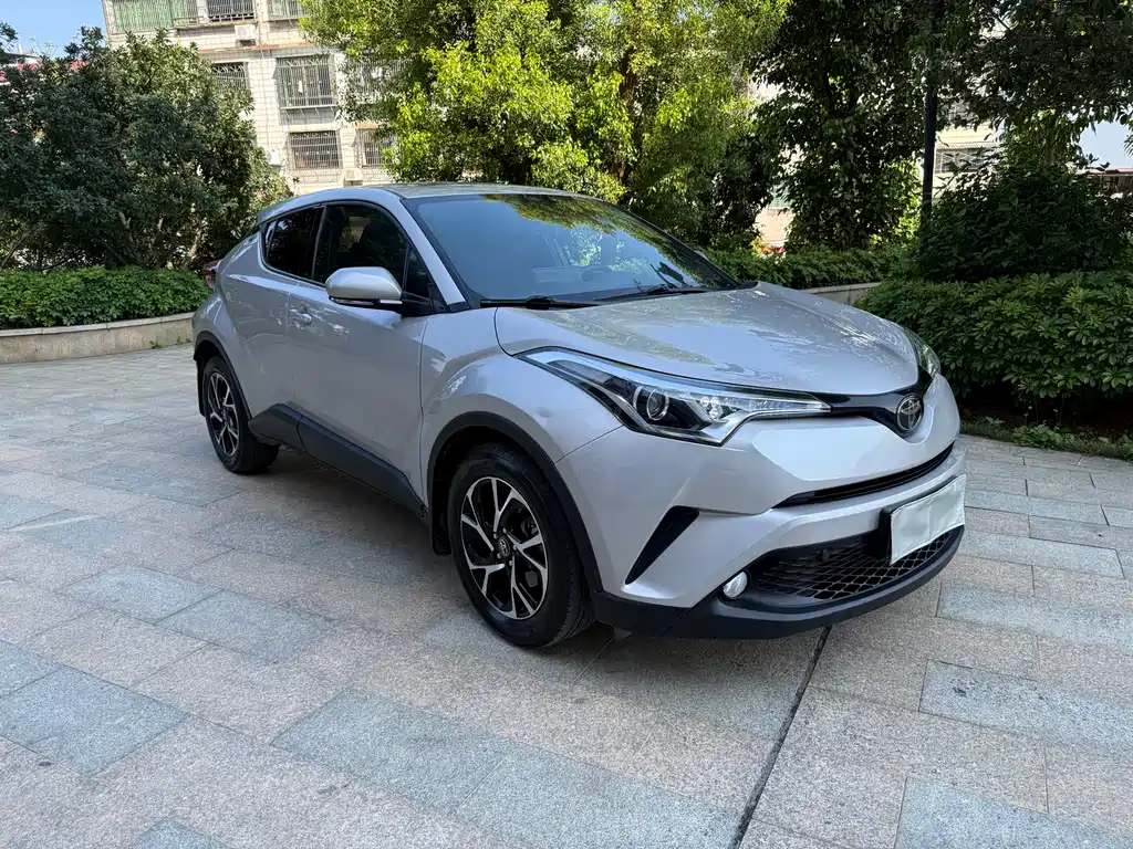 TOYOTA C HR