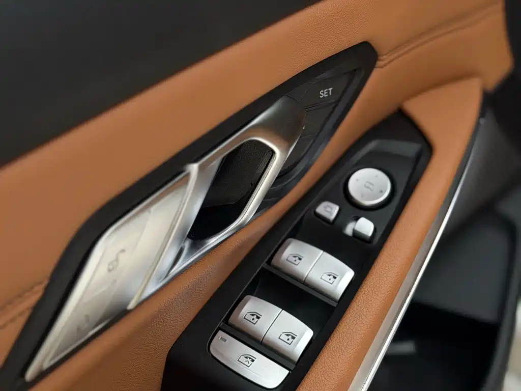 BMW 3 Series — миниатюра 18