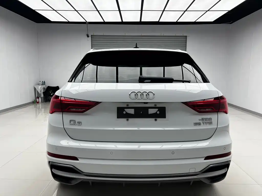Audi Q3 — миниатюра 5