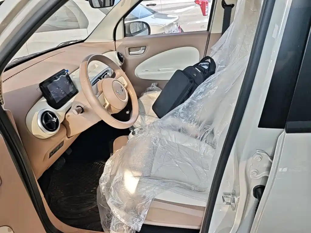 Wuling MINIEV — миниатюра 15