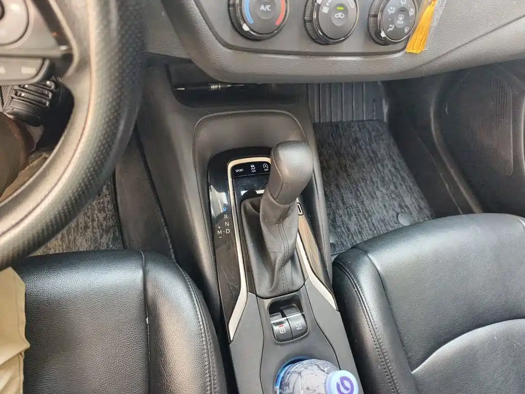 Toyota Corolla — миниатюра 10