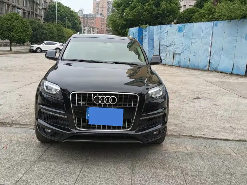 Audi Q7 — миниатюра 2
