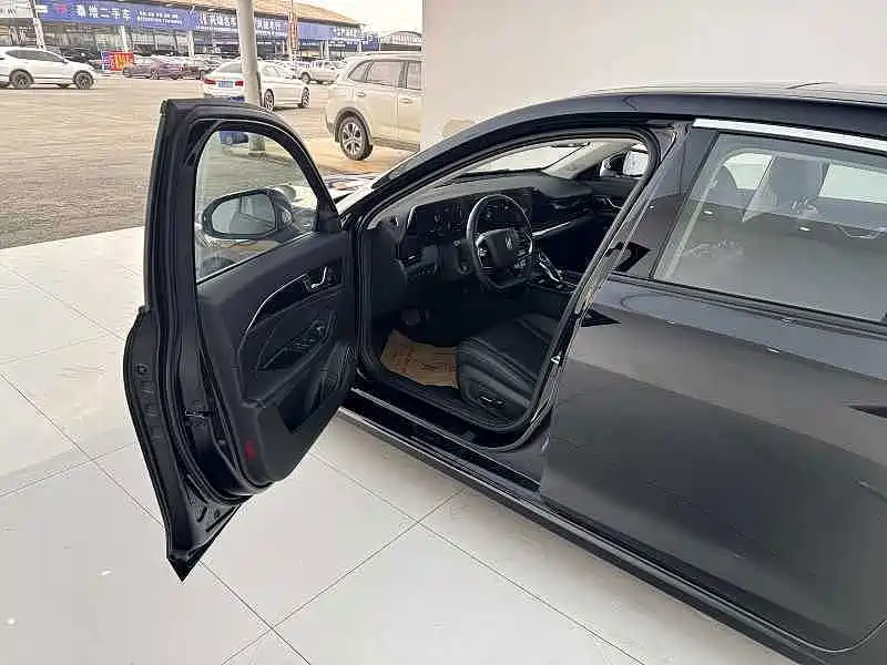Bestune B70 — миниатюра 13