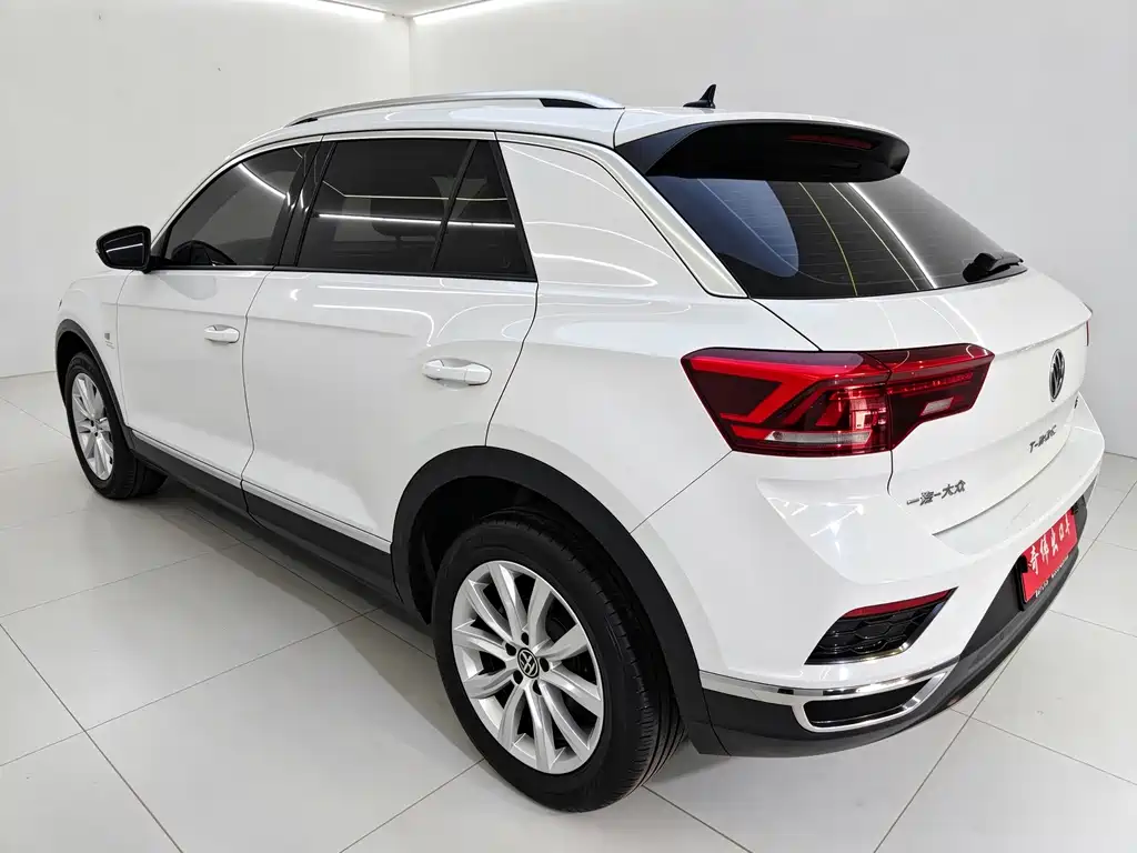 Volkswagen T-Roc — миниатюра 6