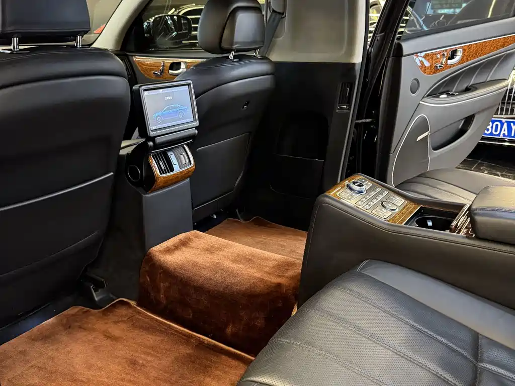 Hyundai Equus — миниатюра 14