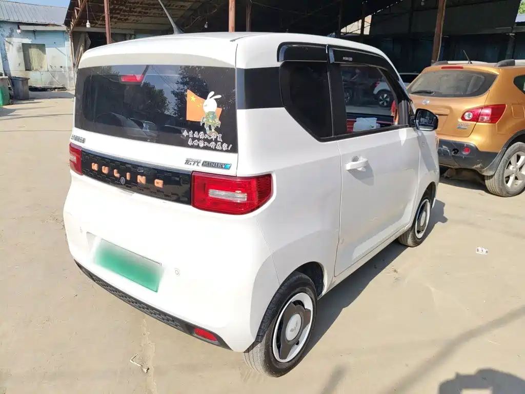 Wuling MINIEV — миниатюра 25