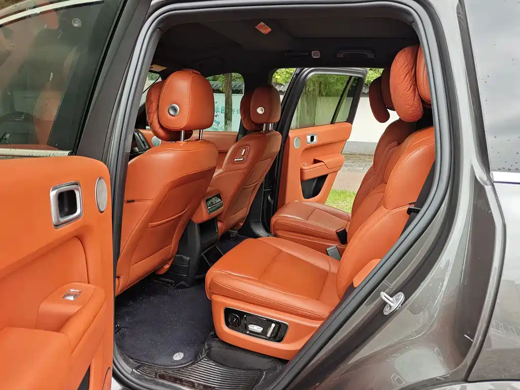 Li Auto Li L8 — миниатюра 13