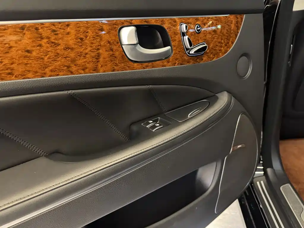 Hyundai Equus — миниатюра 12