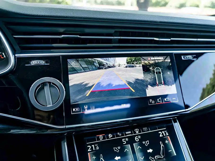 Audi Q8 2022 55 TFSI