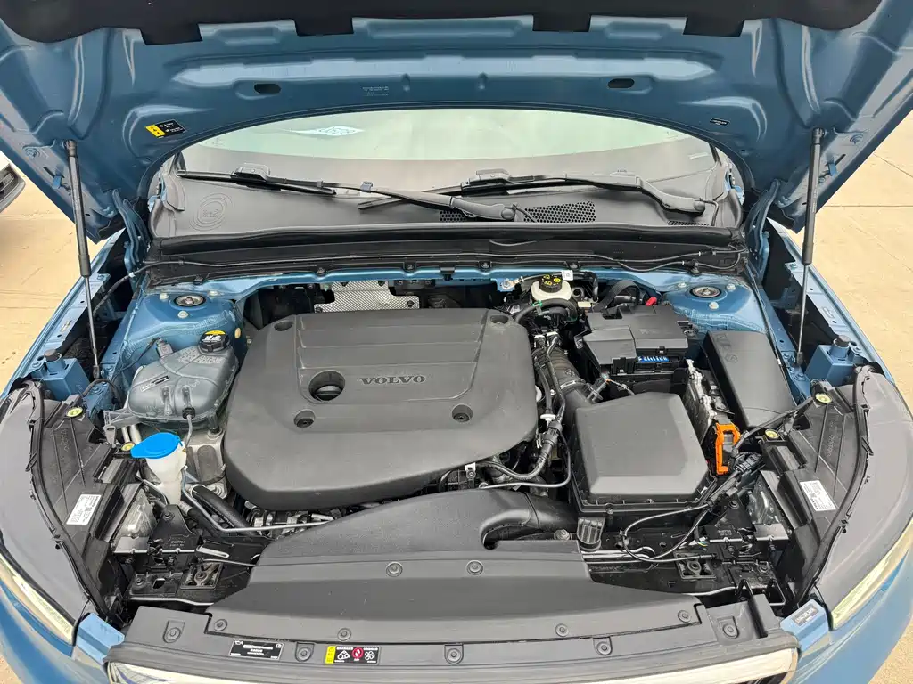 Volvo XC40 — миниатюра 12