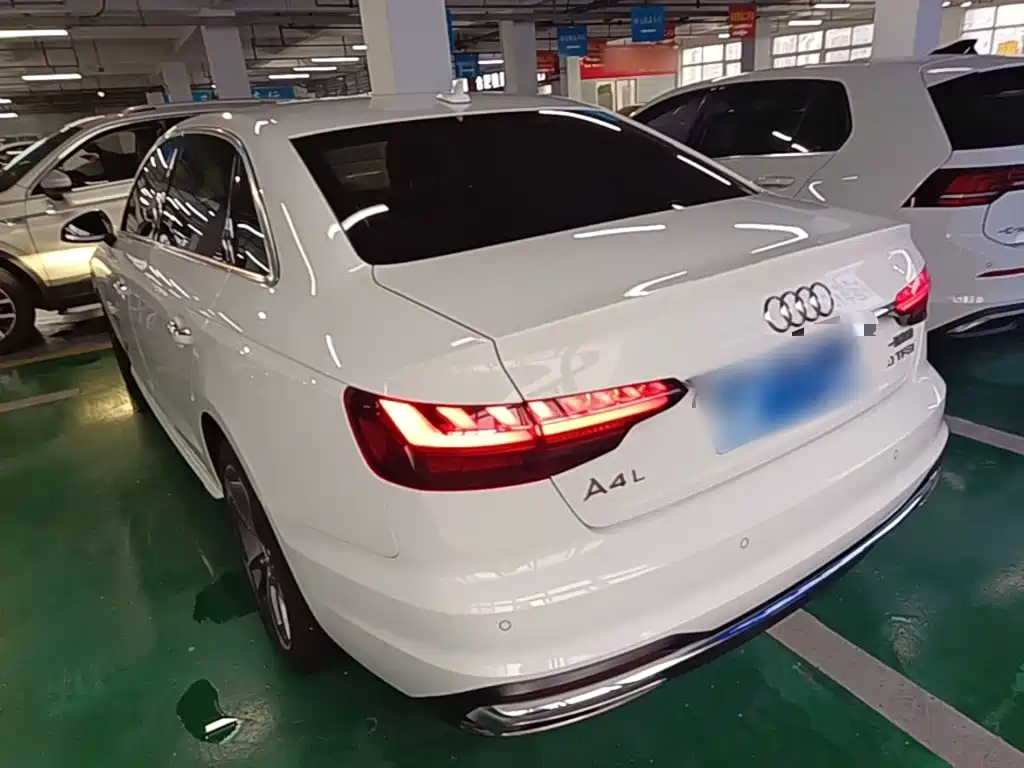 Audi A4L — миниатюра 5