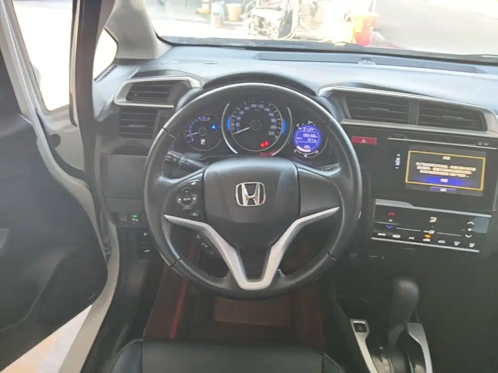 Honda Fit — миниатюра 11