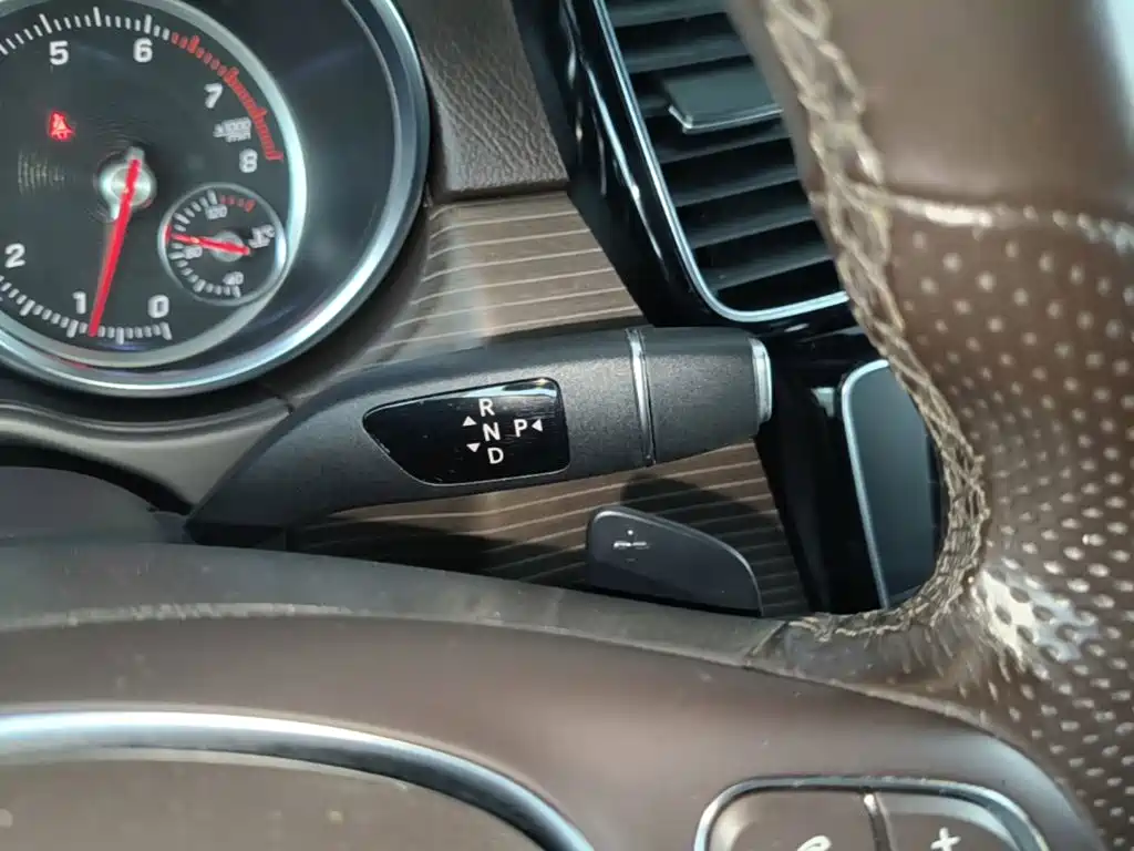 Mercedes-Benz GLE (Import) — миниатюра 14