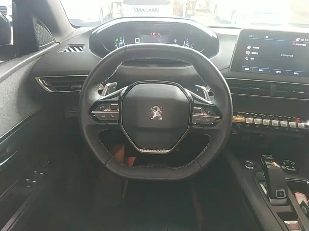 Peugeot 4008 — миниатюра 11