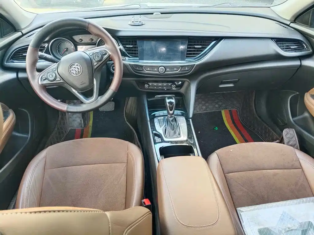 Buick Regal — миниатюра 5