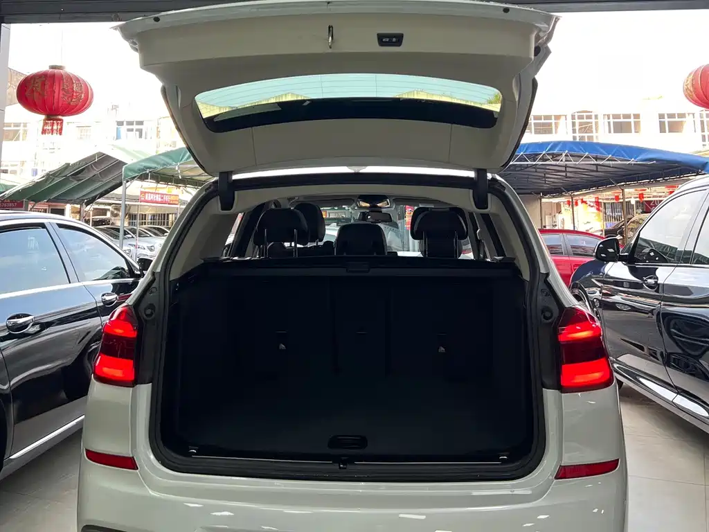 BMW X3 — миниатюра 13