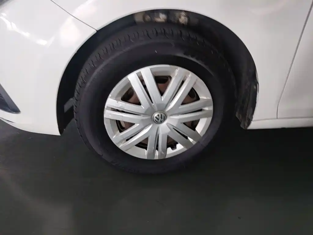 Volkswagen Santana — миниатюра 23