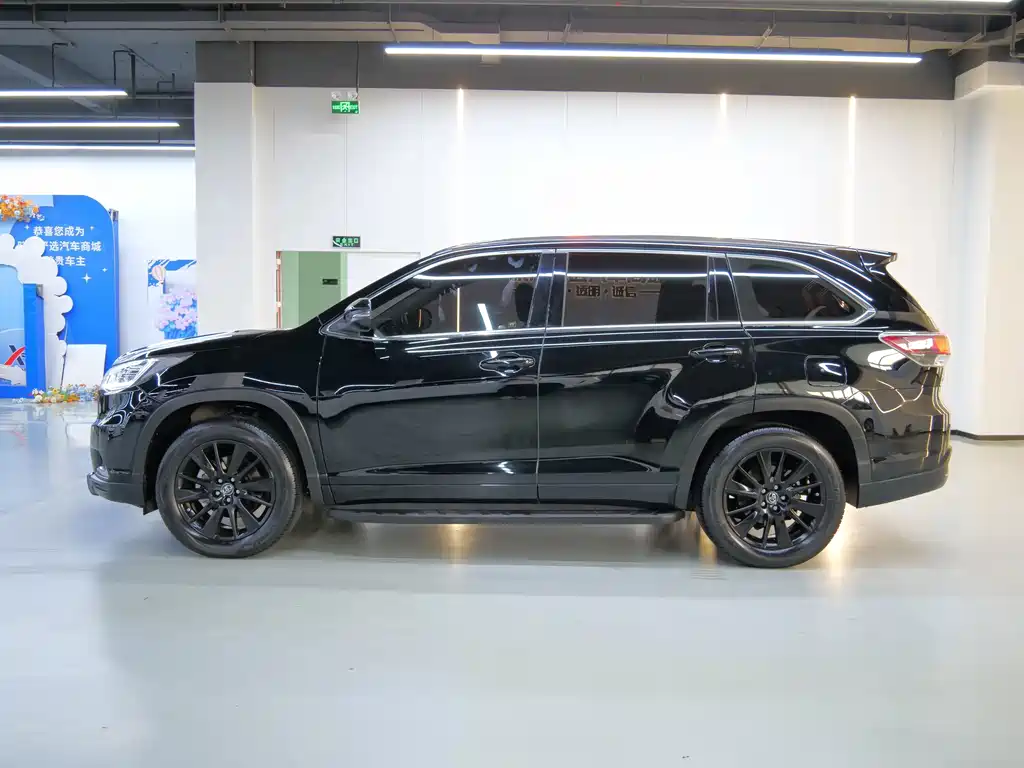 Toyota Highlander — миниатюра 6