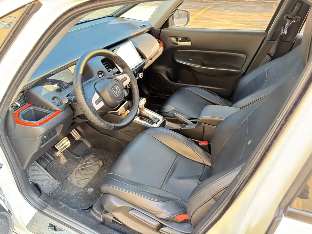 Honda Fit — миниатюра 7