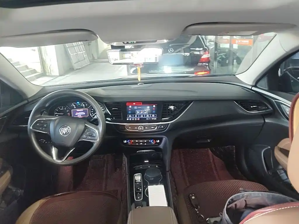 Buick Regal — миниатюра 10