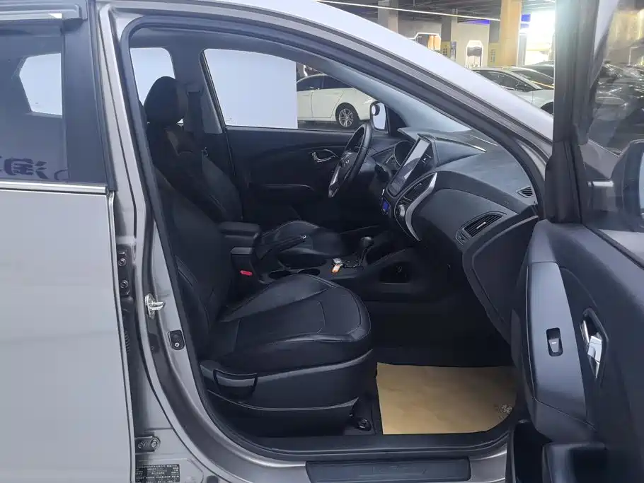 Hyundai ix35 — миниатюра 8